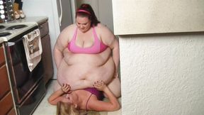 Skinny Roommate Squashed By SSBBW On The Kitchen Floor (Whitney Morgan & Tiffany Cushinberry) *MP4*