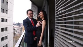 Francys Bell gives a blowjob and footjob to Andrea Dipre