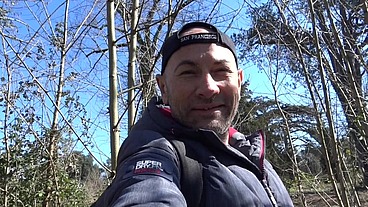 DADDY VBAISE UN CUL DE MINET EN PLAN EXTERIER