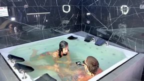 BTS - deep blowjob until cumming underwater