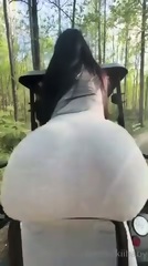 Clapping twerk