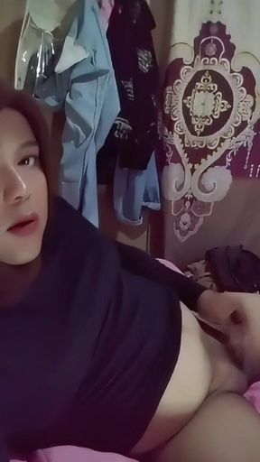 Ivvy Is Very Horny in Her Bedroom