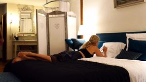 Selena's evening massage pleasure
