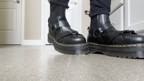 Giantess in Docs Makes You Clean Her Boots