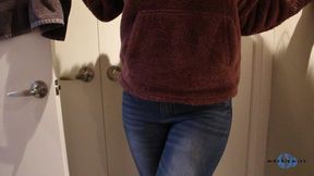 Indian Girl Piss Desperation in Jeans