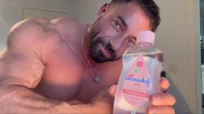 Sexy Muscle God Flexes and Oils Up