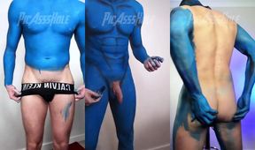 XXL hunk painted his whole body to look like Spiderman while getting worked up