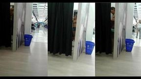 video no provador da loja - fui flagrada provando roupas em uma loja,sempre deixo a cortina aberta quando tem homens perto,adoro me exibir