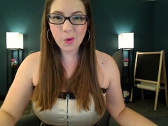 Big boob brunette masturbates on webcam