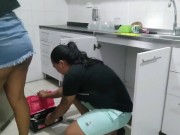 pedi un plomero macho y me llego una arrecha, pero bn rico que me comio el coño