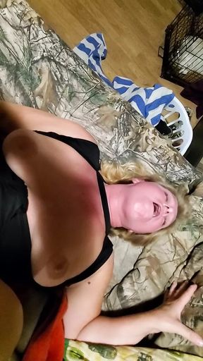Housewife brought to multiple orgasms