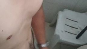 Tara Jakol tango sa CR bago maligo