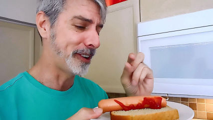 DADDY GIANT 43 - Tiny Wiener Chef