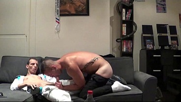 Tony fucked by a muscle sportwear guy