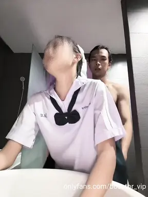 Cute Thai student gives a blowjob to her scened lover