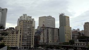 amigas fudendo na frente de um vigia amarrado