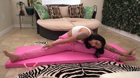 Arab Babe Jasmine Valentine Nude Yoga And Masturbation