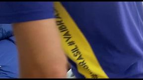 Aprontando em p&uacute_blico na praia grande quem vai me dar o cu