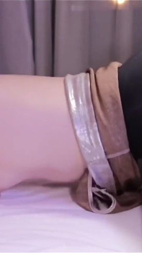 I Met a Slut at a Nightclub and Brought It Back to the Hotel.