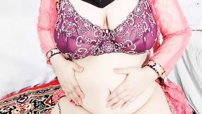 Muslim BBW Moaning Sexy While Fingering Her Juicy Pussy with Spanking on Big Boobs