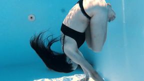 Elite ho's big tits clip