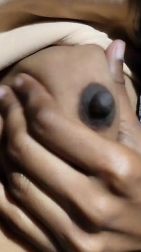 Bhabhi Apni Boobs Dikha Kar Peeni Bula Rahi Hai Devar Ko 🤤   Clip 1