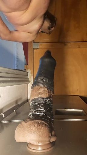 Dildo Diameters 10cm in Dilated Ass