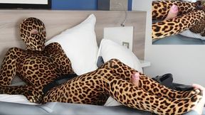 215 Nora Fox leopard Zentai encasement
