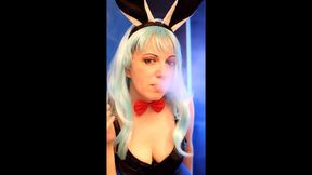 SMOKING VIDEO BUNNY COSPLAY