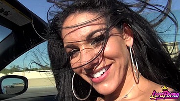 Sexy Big Tits Bella Reese Huge Dick Pleasure in the Bathtub