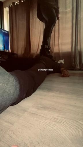 Trampling and face crushing 😈