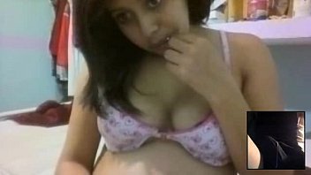 Zulmy universitaria caliente de Honduras se masturba por webcam