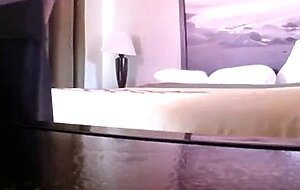 Top Breeds Bottom Bareback in Hotel