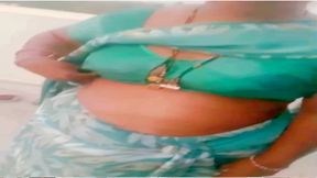 Desi bhabhi warmup video with her boyfriend