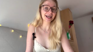 4 Benefits of Being a Sissy 🤭