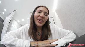 "A slave under the giantess's body"