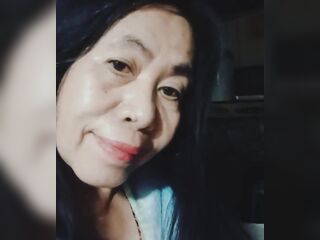 Bored Mama is here