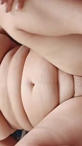 Vecina Mamadora Latina Hermosa