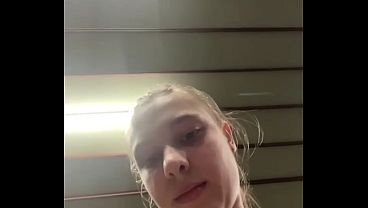 Public fucking in the gym jucielussie