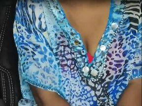 Sri Lankan MILF Cam Session with Her Fans