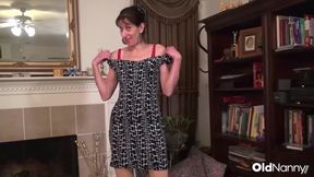 American Mature Penny Jones In Intimate Solo Masturbation