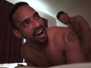 Wade Wolfe breeds a tight black ass