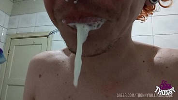 POV engolir saliva pela manhã