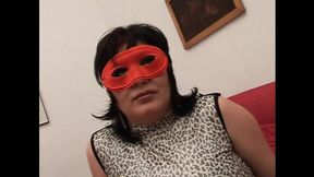 Intense deepthroat masturbation by horny scened cougar