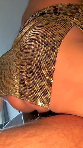 Caught Cheating Wife in Hotel and Wakes Her up with Anal