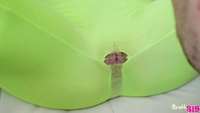 ”Stretching My Stepsis With Jessie Saint - hdporn”