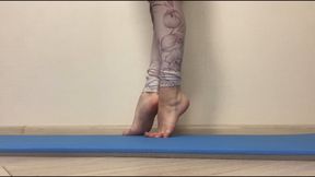 Toepoints walking and stretching