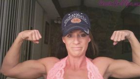 Bicep Flexing Webcam Show with Jennifer Thomas SDMP4