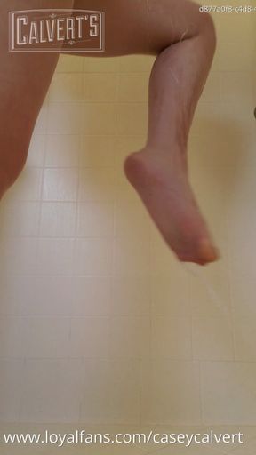 Pantyhose and Feet in the Shower (Feet 06)