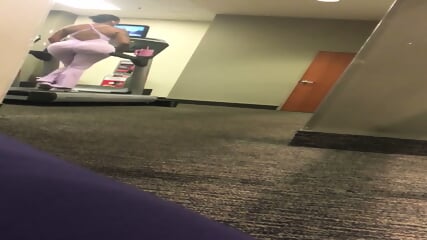 Huge BBL on Treadmill
